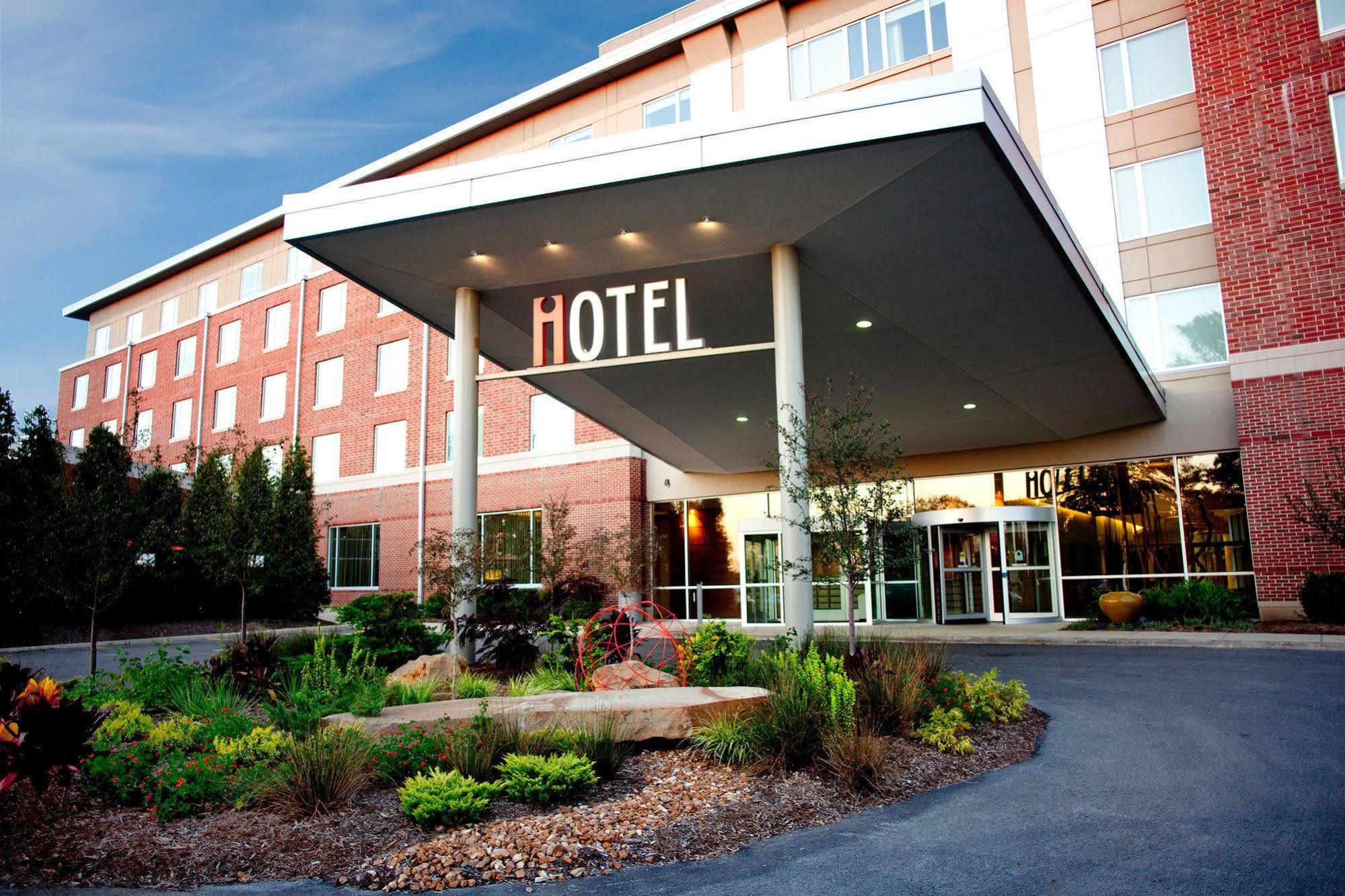 I Hotel And Illinois Conference Center - Champaign Exteriér fotografie